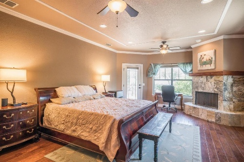 HILLS AND CHILLS home image 15