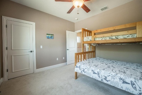 HILLS AND CHILLS home image 36